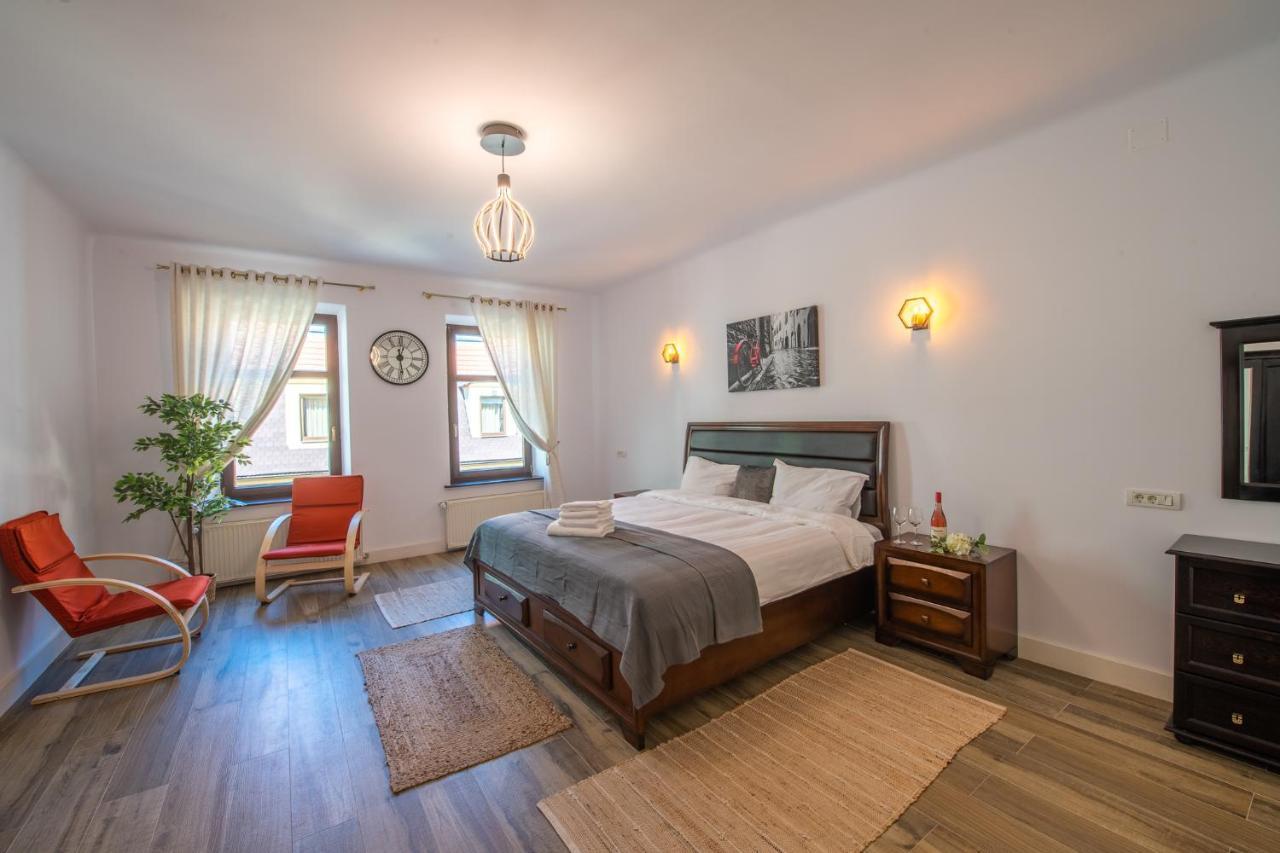 Old Town Suites 브라쇼브 외부 사진