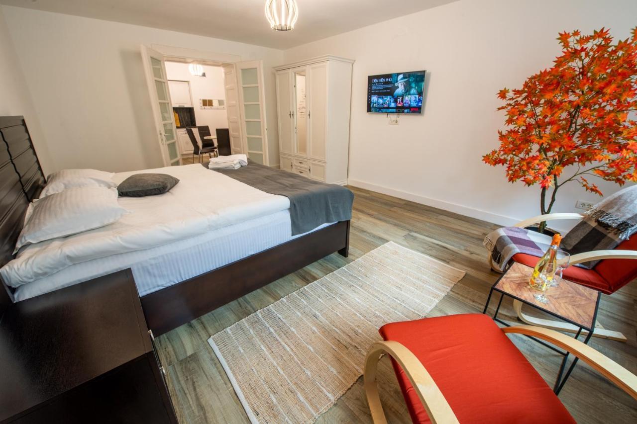 Old Town Suites 브라쇼브 외부 사진